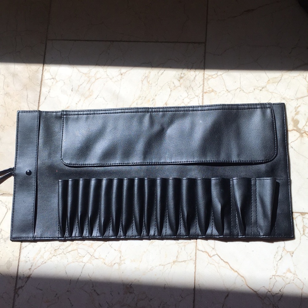 Brush Holder